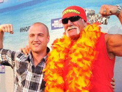 Foto Bugil Milik Putra dan Istri Hulk Hogan pun Ikut Disebar oleh Hacker