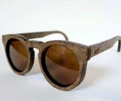 Unik, Sunglasses Pertama yang Terbuat dari Ganja