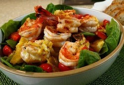 Racik Salad yang Segar dan Sehat Untuk Makan Siang