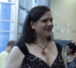 Hacker Transgender yang jadi Rebutan