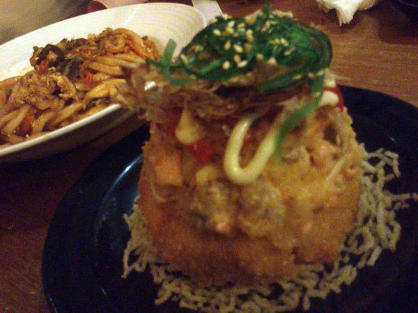 Pernah Mencoba Sushi Pizza dan Sushi Segitiga?