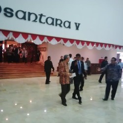 85 Senator Jalan Bareng ke Paripurna MPR, Kompak Usung Oesman Sapta