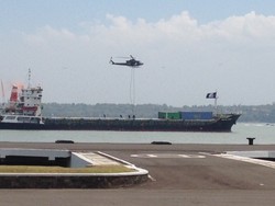Satgultor TNI Beraksi Bebaskan Sandera di Kapal dalam HUT TNI ke-69