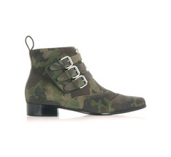 Editors Choice: 5 Pilihan Sepatu Motif Loreng untuk Bergaya Militer
