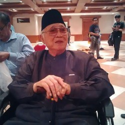 Maulwi Saelan, Menikmati Masa Senja Membina Sekolah Berdasar Nilai HAMKA dan BK