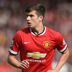 McNair Cedera, Krisis Bek MU Berlanjut