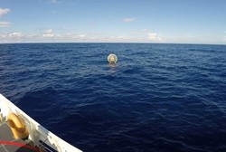 Galang Amal, Pria Iran Coba Lintasi Laut dengan Berlari