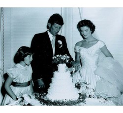 Ini Dia Foto Pernikahan Langka John F. Kennedy dan Jacqueline