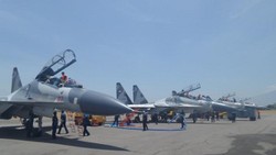 Pertama Kali Terbang dengan Sukhoi, CT: Luar Biasa, Seperti Naik Mercy