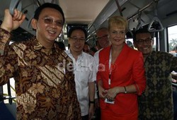 Ahok: Bangun Tanggul Laut Dikritik, Kalau Jakarta Tenggelam Juga Dikritik Kan?