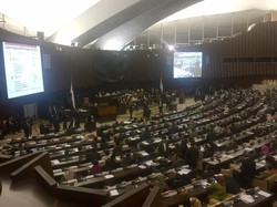 Anggota MPR Terus Minta Voting Dipercepat