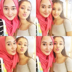 Hari Terakhir di Amerika, Dian Pelangi Selfie Bareng Ariana Grande