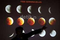 Gerhana Bulan Merah Darah, Suara Istigfar Terdengar Riuh di Desa ini