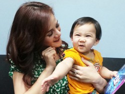 Astrid Tiar Tak Ingin Arahkan Anaknya Jadi Artis