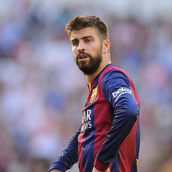 Disebut Bakal Hengkang, Pique: Saya Ingin Akhiri Karier di Barca