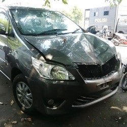 Disimpan di Polres Jakpus, Mobil yang Rusak Tertimpa Sulaiman Jadi Bahan Perbincangan