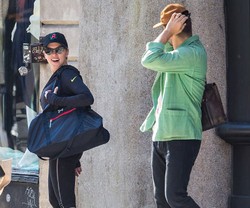 Foto: Penampilan Perdana Scarlett Johansson Pasca Sebulan Melahirkan