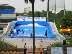 Ini Dia Satu-satunya Tempat Surfing di Jakarta