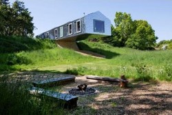 Ajaib! Hotel ini Seperti Melayang