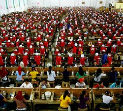 Sampoerna Keberatan Kenaikan Cukai Rokok 10%