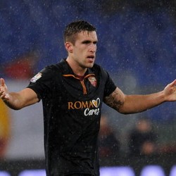 MU Dikabarkan Tawar Strootman Rp 1,4 T, Roma: Dia Tak Dijual
