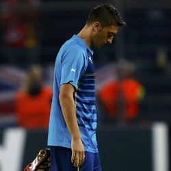 Arsenal: Terlalu Dini Menilai Berapa Lama Oezil Absen