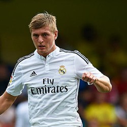 Kroos Tak Suka Dibanding-bandingkan dengan Alonso