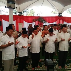 Fraksi Golkar Akan Hadiri Pelantikan Jokowi? Ical: Harus Datang