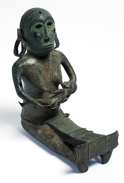 Sang Penenun, Patung Asli Flores 14 Abad ini Ada di Museum Australia