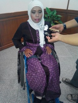 Luar Biasa! Lumpuh 18 Tahun, Sri Naik Motor dari Aceh ke Jakarta