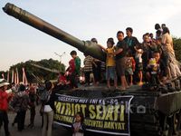 Tank TNI Mampir di Yogyakarta