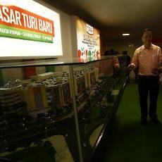 Diancam Diambil Alih Pemkot, Investor Pasar Turi Soft Opening