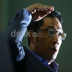 Ridwan Kamil: Turunnya Pasar Saham dan Rupiah Bukan Karena Politik