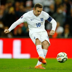 Tambah Gol, Rooney pun Kembali Ditanyai soal Rekor