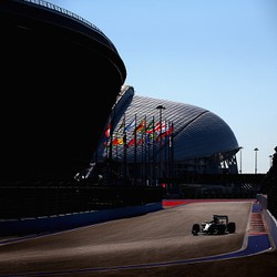 Pebalap Mercedes Kembali Tercepat, Kali Ini Giliran Hamilton