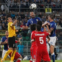 Italia Menang Tipis atas Azerbaijan, Chiellini Borong Gol
