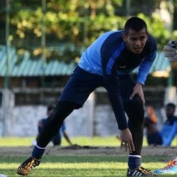 Ravi Waspadai Serangan Sayap Australia