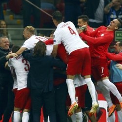 Usai Kalahkan Jerman, Polandia Diminta Jangan Bereuforia