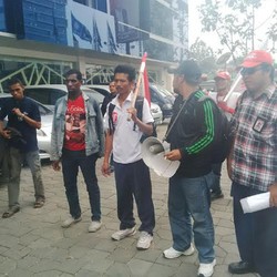 Giman Pro Jokowi yang Jalan Kaki dari Malang Tiba di Jakarta, Mampir ke PAN