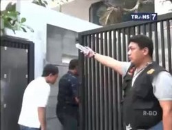 Pria Tewas Tergantung di Lantai 2 Rumah Mewah