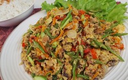 Agar Makan Siang Lebih Berselera, Bikin Saja Orak-arik Peda dan Sepat Cabai