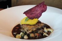 Meracik Exotic Seafood Fruit Salad dan Roasted Chicken Bersama Chef Chandra