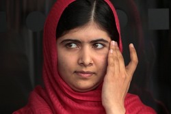 Malala, Pemenang Nobel yang Alergi Sosmed & Ponsel