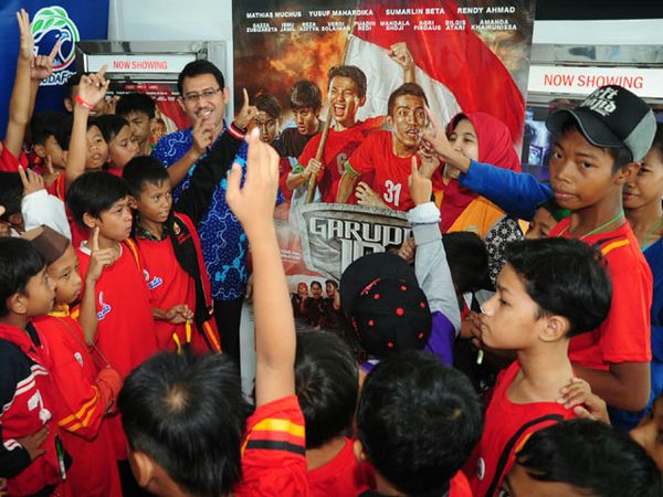 Anak Jalanan Nobar Film Garuda 19