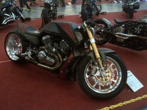 Ini Motor Sang Juara Kustomfest 2014
