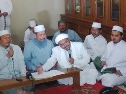 Rizieq Shihab: Pembubaran FPI Tak Segampang Membalikkan Telapak Tangan