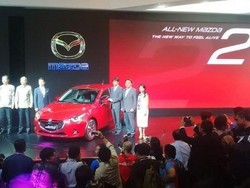 Mazda2 Didapuk Sebagai Mobil Terbaik Tahun Ini