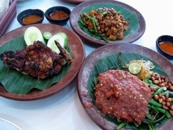 Huh Hah! Ini 6 Destinasi Paling Pedas di Indonesia