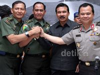 TNI-Polri Sampaikan Hasil Investigasi Bentrokan di Batam