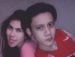 Ini Bukti Kemesraan Lain Syahnaz dengan Pria Selain Billy